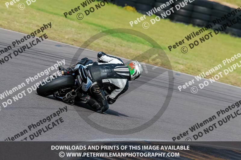 PJM Photography;anglesey no limits trackday;anglesey photographs;anglesey trackday photographs;enduro digital images;event digital images;eventdigitalimages;no limits trackdays;peter wileman photography;racing digital images;trac mon;trackday digital images;trackday photos;ty croes